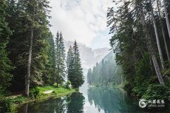 戊土生于立冬后七日内不弱:天干地支与节气的奥秘