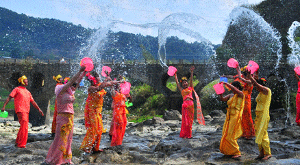 傣族泼水节习俗大全 泼水节的来历、传说